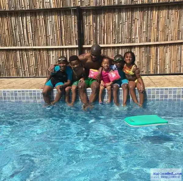Photo: Peter Okoye Goes Swimming With His Kids And Their Friends